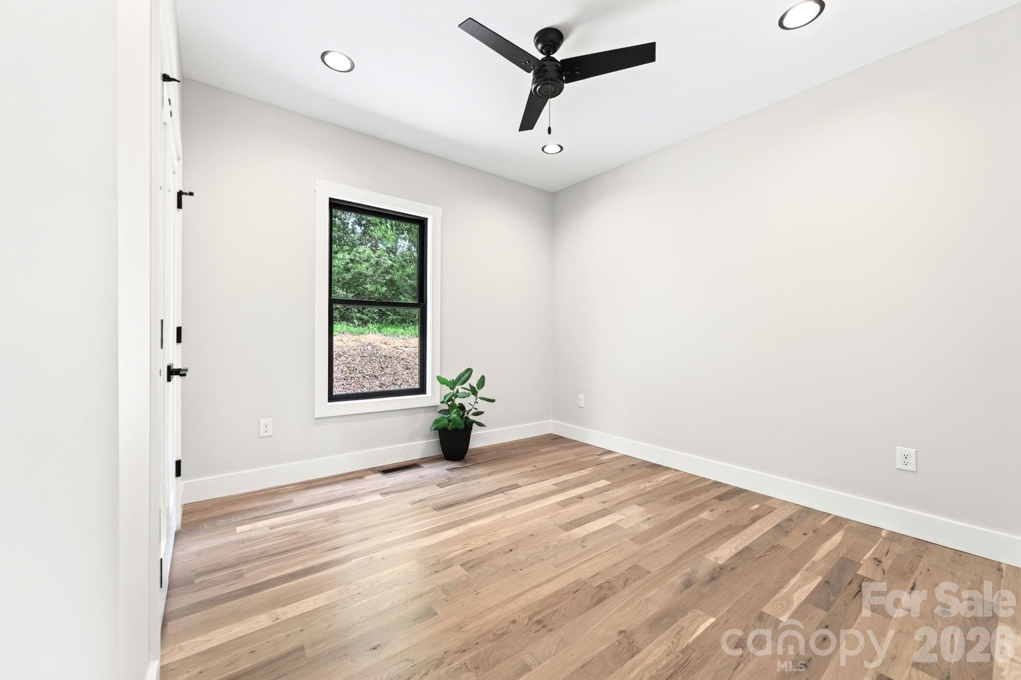 42 Busbee View Road Asheville, NC 28803 - Photo 15 of 26