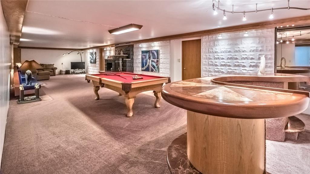 1524 Anderson Road Pittsburgh, PA 15209 - Photo 17 of 25 a room with pool table and windows