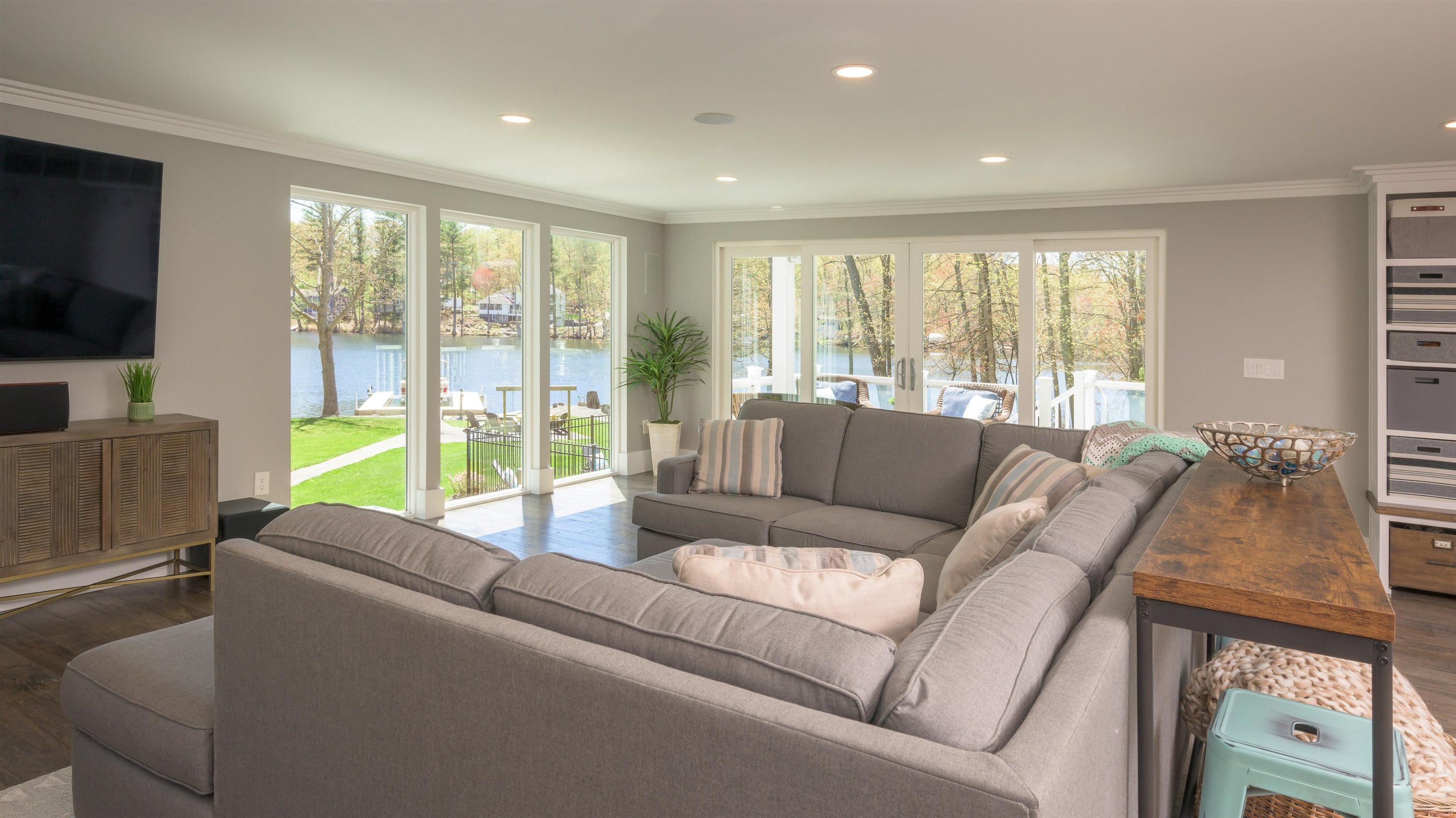 12 Woodvue Road Windham, NH 03087 - Photo 23 of 40