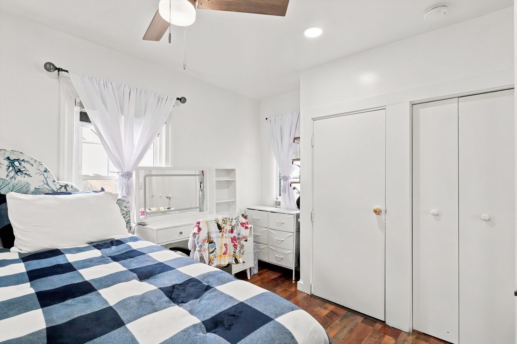 25 Orient Street Worcester, MA 01604 - Photo 19 of 36 Gallery Image 19