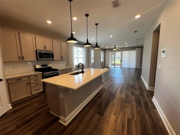 $3,000 | 2448 Spring Breeze Drive, Leesburg, FL 34748