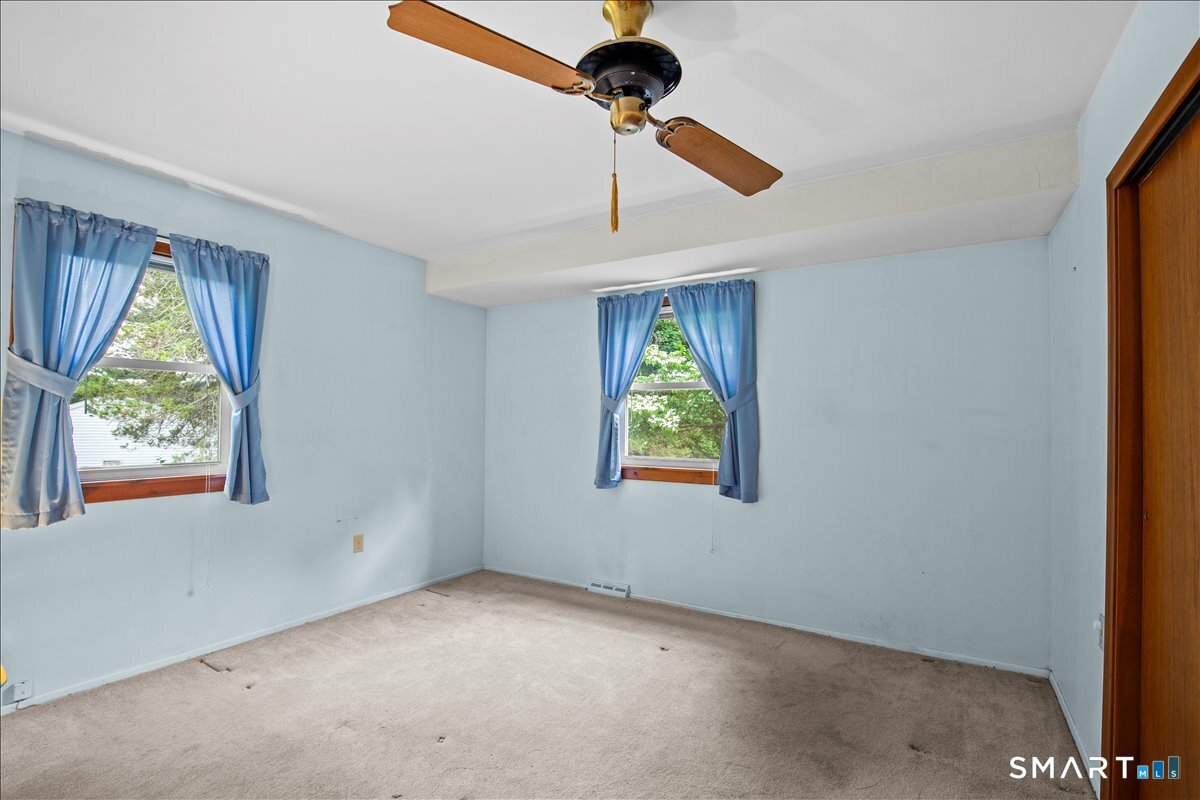 106 Ridgewood Road Wallingford, CT 06492 - Photo 15 of 30