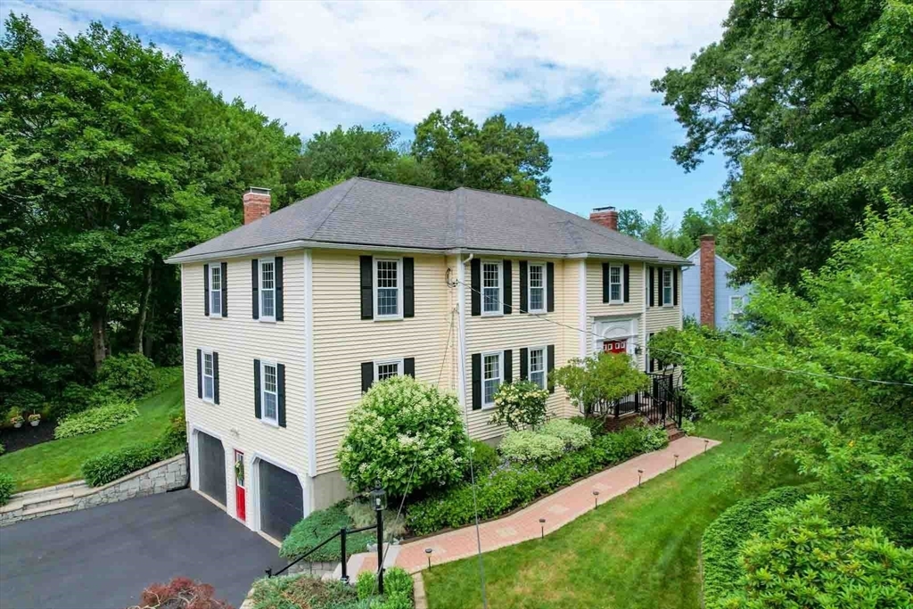 361 Marbleridge Road North Andover, MA 01845 - Photo 2 of 42