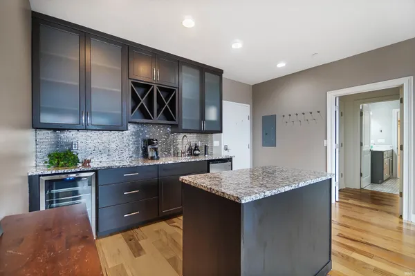 $515,000 | 203 East Berry Street, Unit 805, Fort Wayne, IN 46802