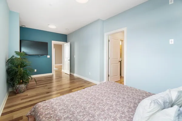 $515,000 | 203 East Berry Street, Unit 805, Fort Wayne, IN 46802