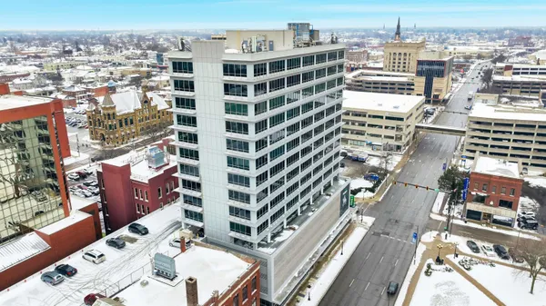 $515,000 | 203 East Berry Street, Unit 805, Fort Wayne, IN 46802