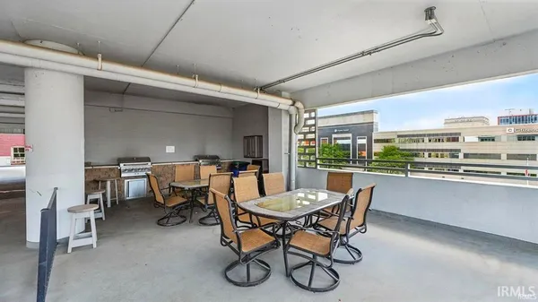 $515,000 | 203 East Berry Street, Unit 805, Fort Wayne, IN 46802