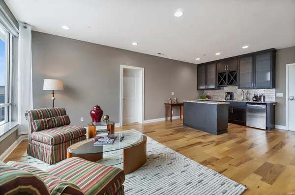 $515,000 | 203 East Berry Street, Unit 805, Fort Wayne, IN 46802