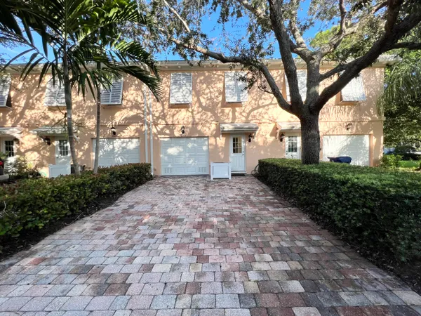$4,100 | 2913 East Community Drive, Jupiter, FL 33458