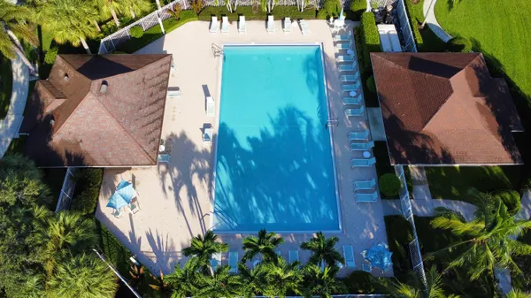 $4,100 | 2913 East Community Drive, Jupiter, FL 33458