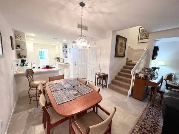 $4,100 | 2913 East Community Drive, Jupiter, FL 33458