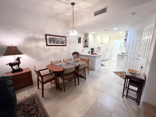 $4,100 | 2913 East Community Drive, Jupiter, FL 33458