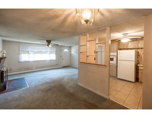 7 Woodcliff Road Holbrook, MA 02343 - Photo 5 of 17 Gallery Image 5