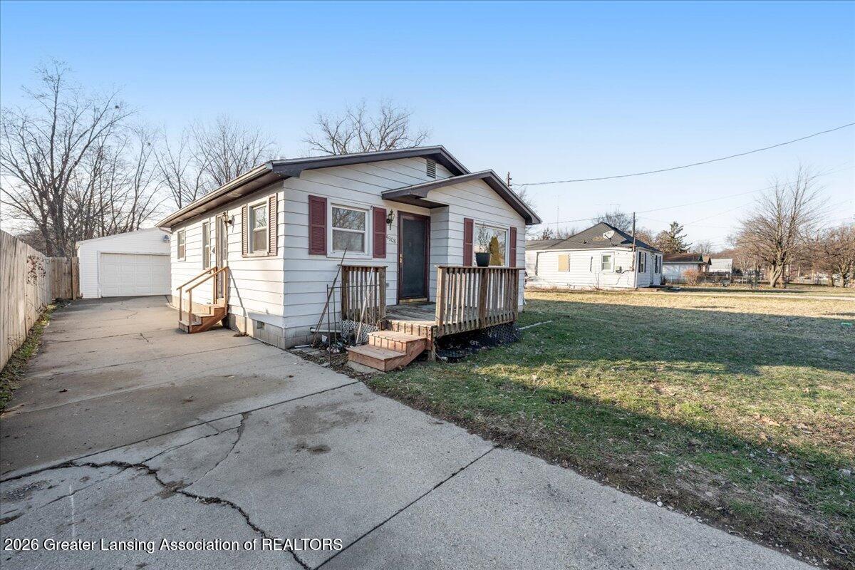 4908 Hughes Road Lansing, MI 48910 - Photo 17 of 23 17-DSC00001