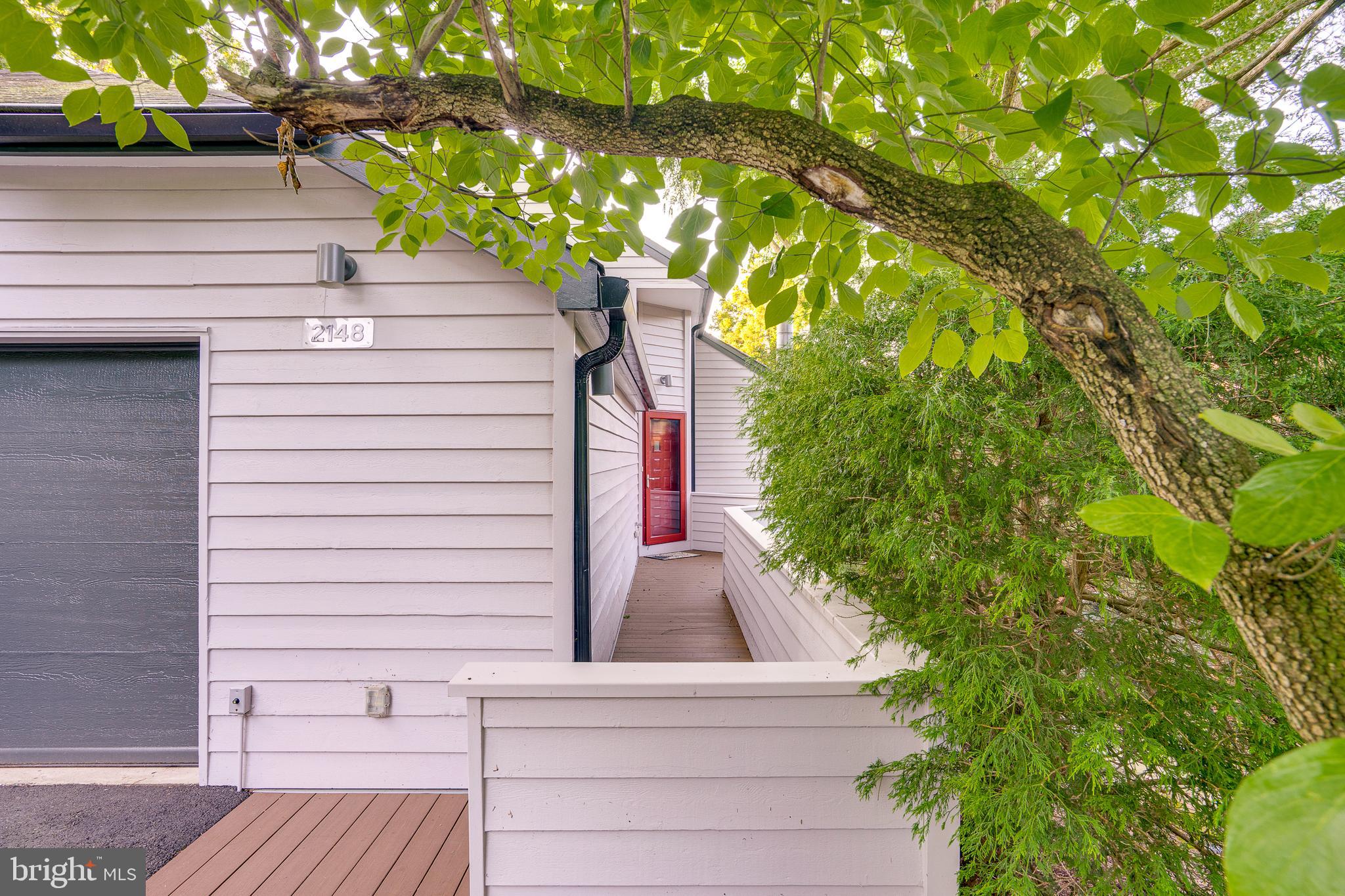 2148 South Bay Lane Reston, VA 20191 - Photo 3 of 73