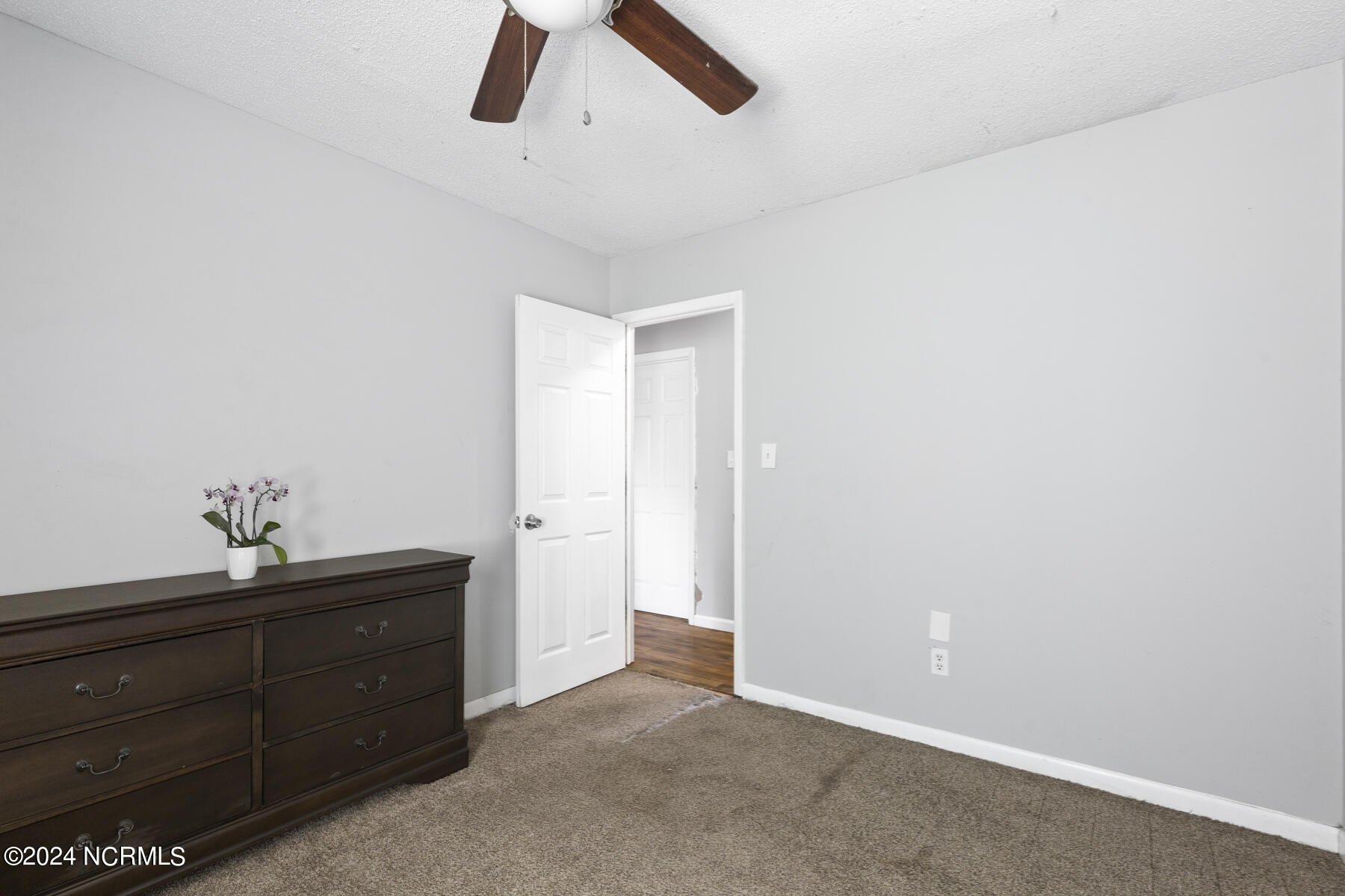 113 Crown Point Road Hubert, NC 28539 - Photo 24 of 30 Bedroom 1