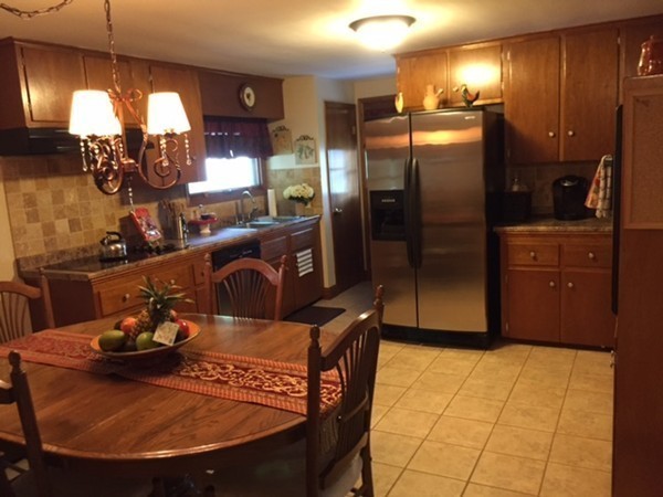 23 Cushing Road Webster, MA 01570 - Photo 3 of 23 Gallery Image 3