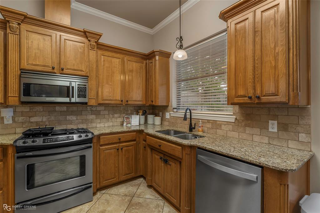 545 Fox Cove Haughton, LA 71037 - Photo 8 of 24