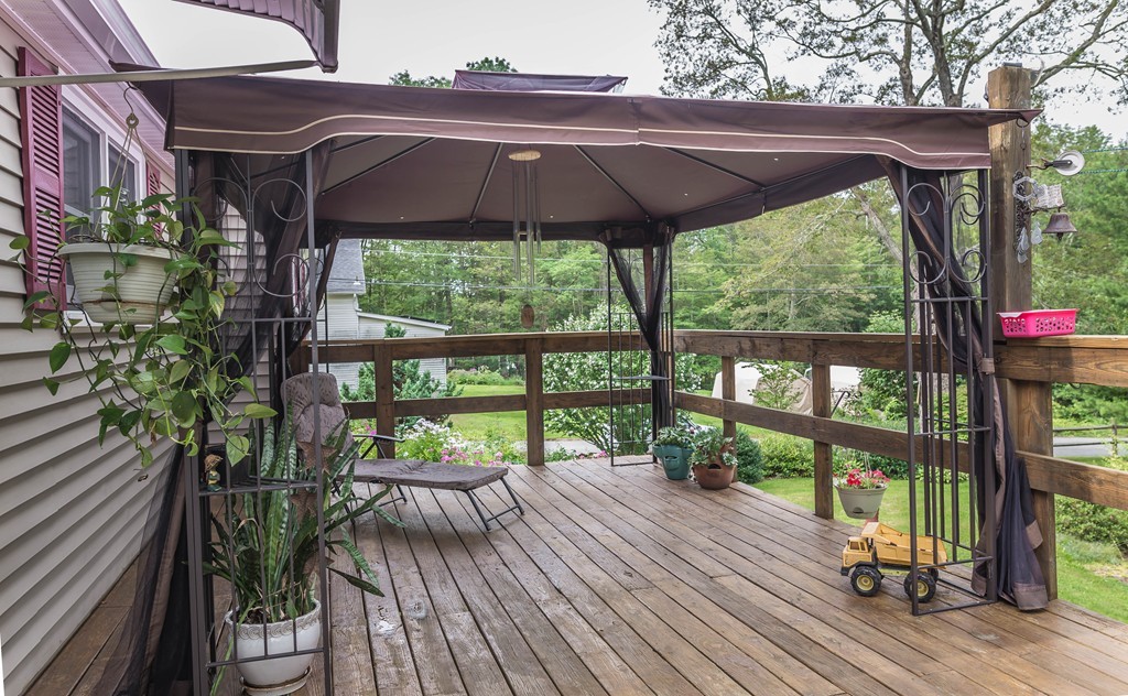 42 North Brookfield Road Brookfield, MA 01506 - Photo 18 of 25 Gallery Image 18