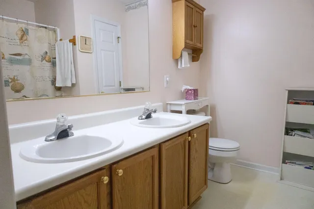 $435,000 | 16 Baldwin Lane, Green Pond, SC 29446