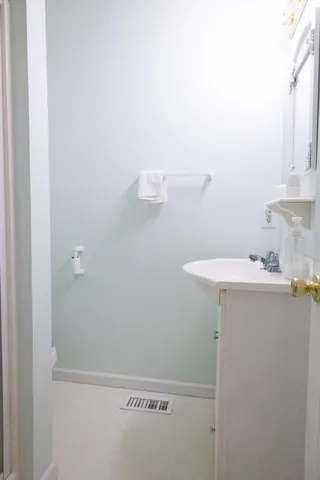 $435,000 | 16 Baldwin Lane, Green Pond, SC 29446