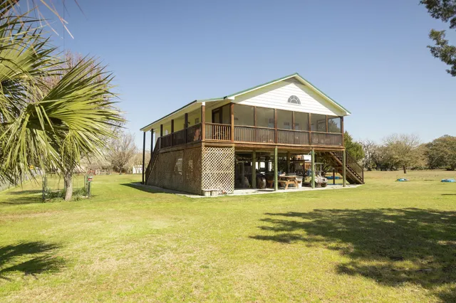 $435,000 | 16 Baldwin Lane, Green Pond, SC 29446