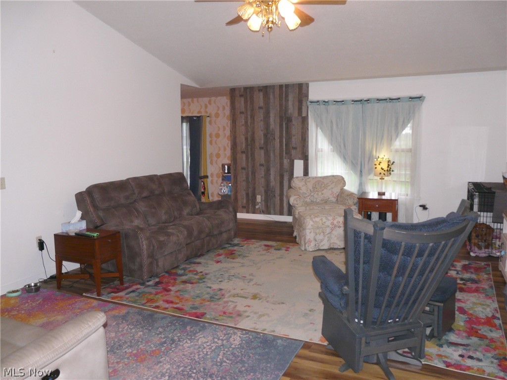 4777 Waterloo Road Atwater, OH 44201 - Photo 3 of 26