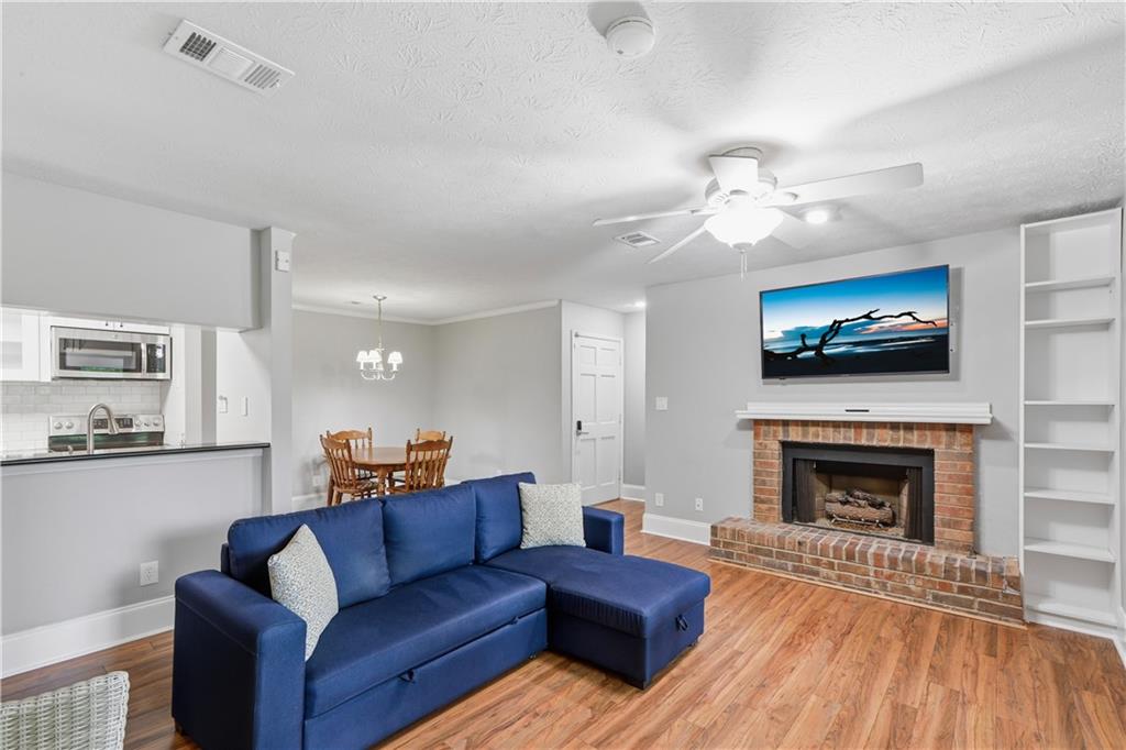 612 Tuxworth Circle Decatur, GA 30033 - Photo 1 of 46
