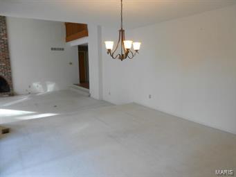 21 Broadview Farm Road Creve Coeur, MO 63141 - Photo 11 of 30 Gallery Image 11
