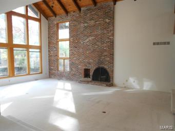 21 Broadview Farm Road Creve Coeur, MO 63141 - Photo 9 of 30 Gallery Image 9