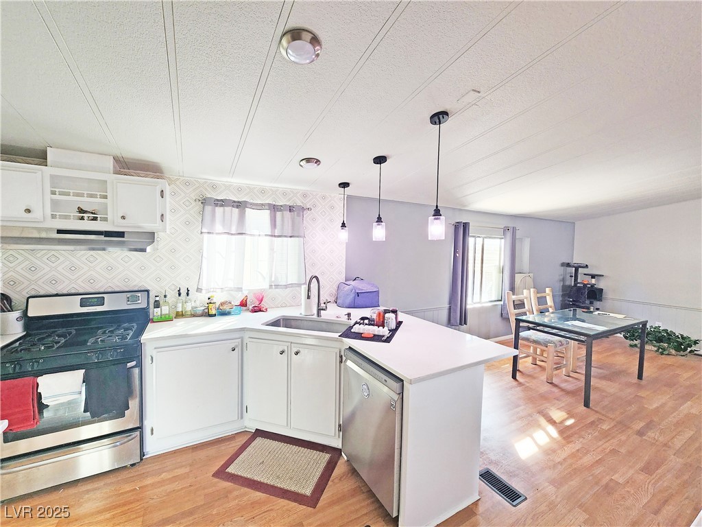 860 Gold Point Road Pahrump, NV 89060 - Photo 8 of 38 Gallery Image 8