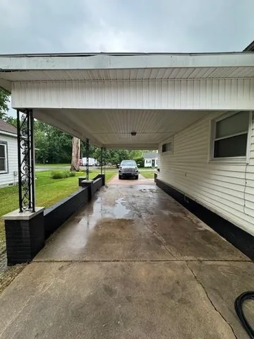 $184,900 | 1003 East 9th Street, Pittsburg, KS 66762