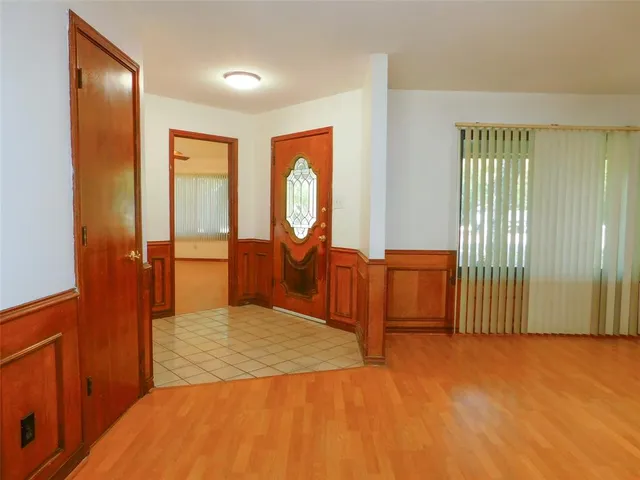 $1,995 | 110 Carolyn Lane, Shady Shores, TX 76208