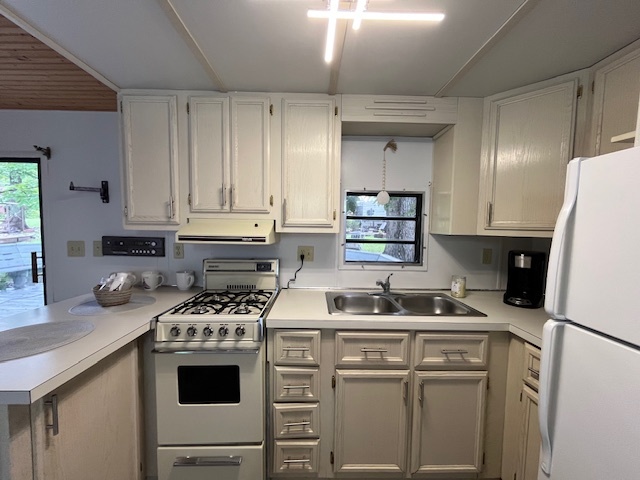 2795 East 28th Road Marseilles, IL 61341 - Photo 9 of 56