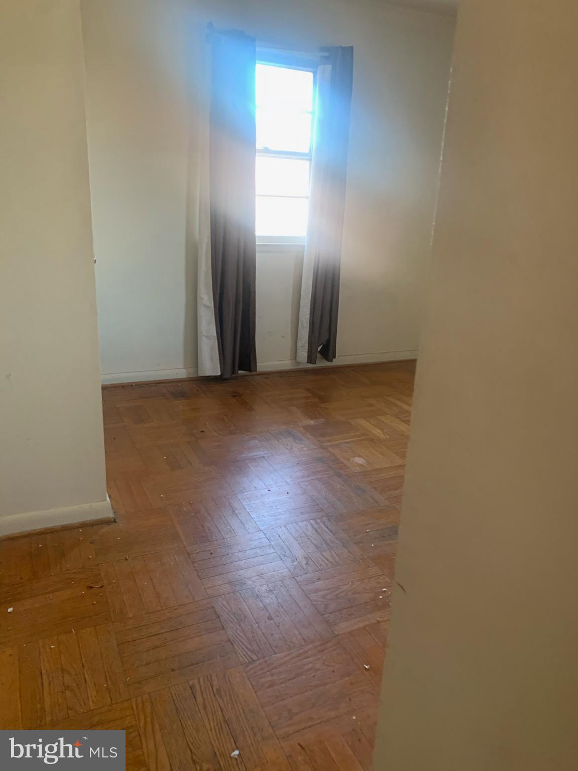 3 Ruby Court Baltimore, MD 21227 - Photo 3 of 18 Gallery Image 3