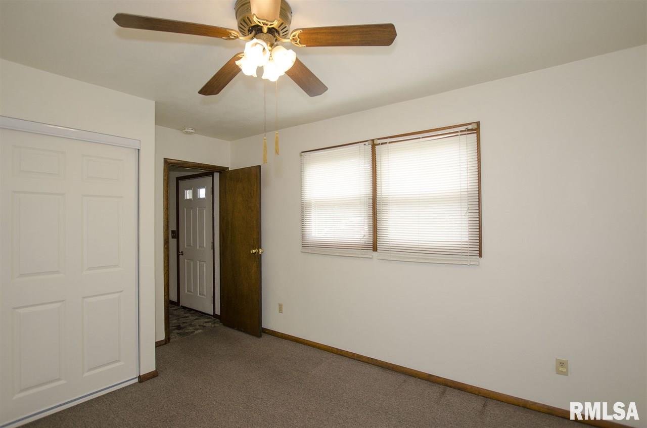 102 Theodore Street Washington, IL 61571 - Photo 19 of 36 Gallery Image 19