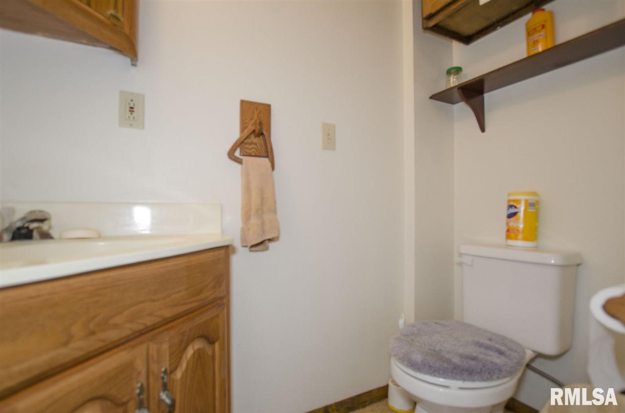 102 Theodore Street Washington, IL 61571 - Photo 28 of 36 Gallery Image 28