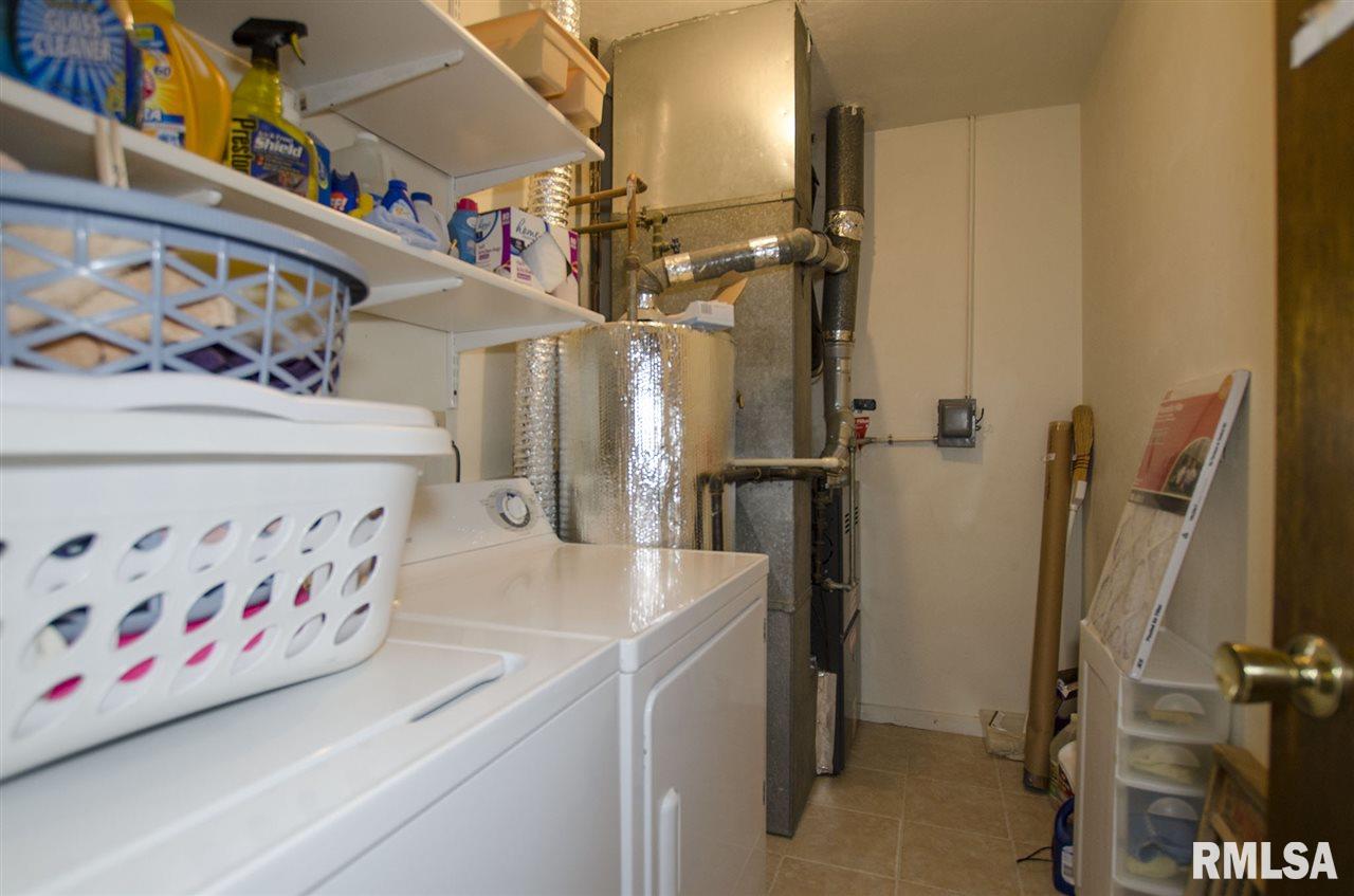 102 Theodore Street Washington, IL 61571 - Photo 30 of 36 Gallery Image 30