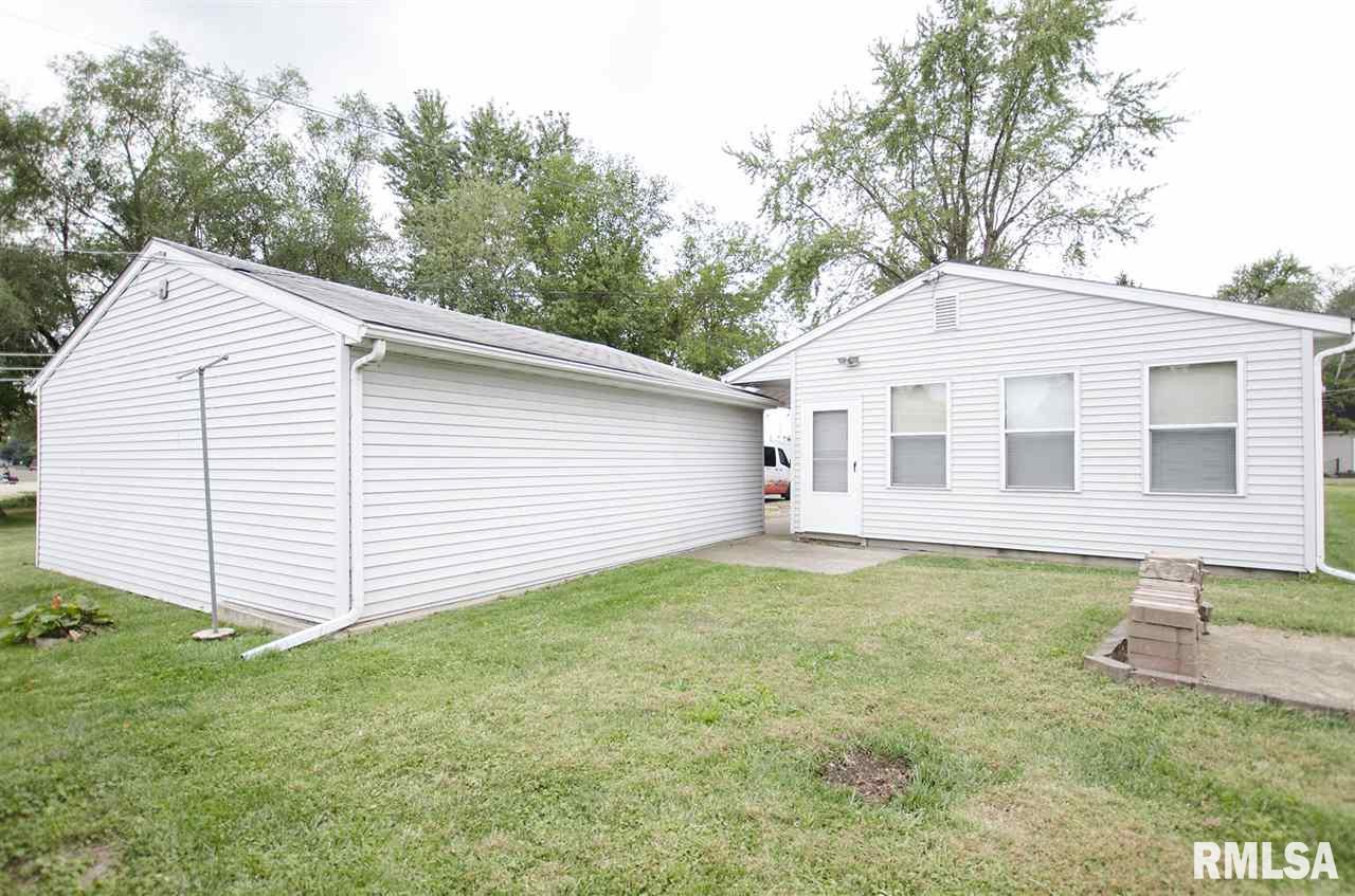 102 Theodore Street Washington, IL 61571 - Photo 3 of 36 Gallery Image 3