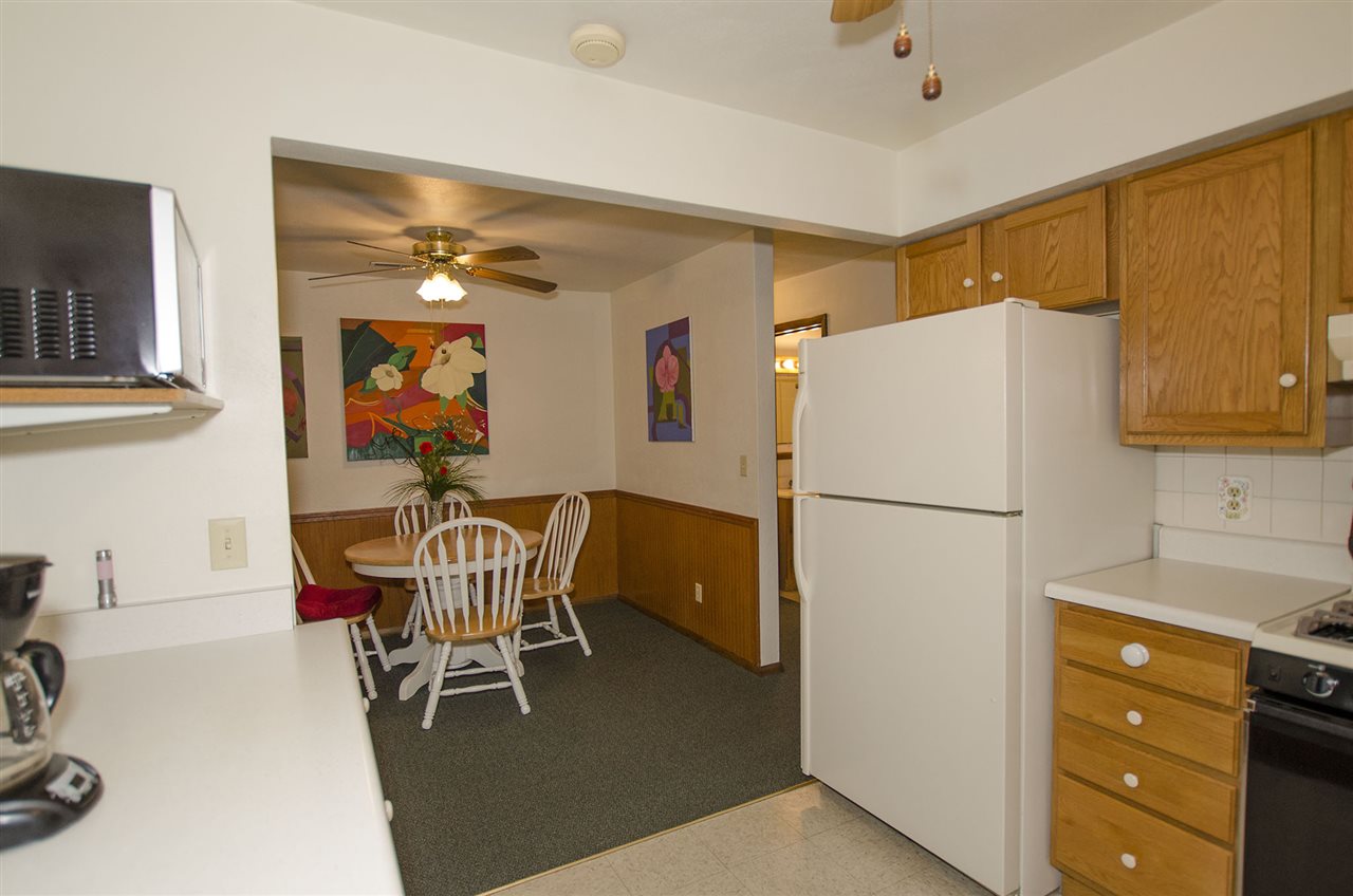 102 Theodore Street Washington, IL 61571 - Photo 9 of 36 Gallery Image 9