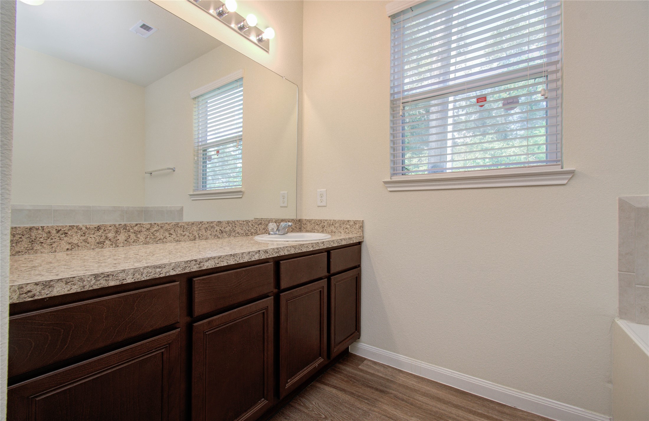 10410 Solitude Way Houston, TX 77044 - Photo 21 of 45