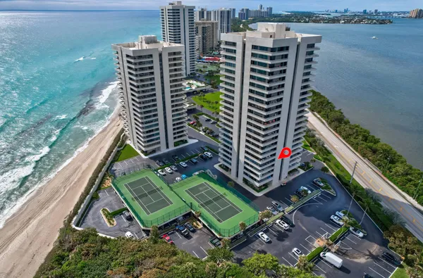 $925,000 | 5550 North Ocean Drive, Unit 5C, Singer Island, FL 33404