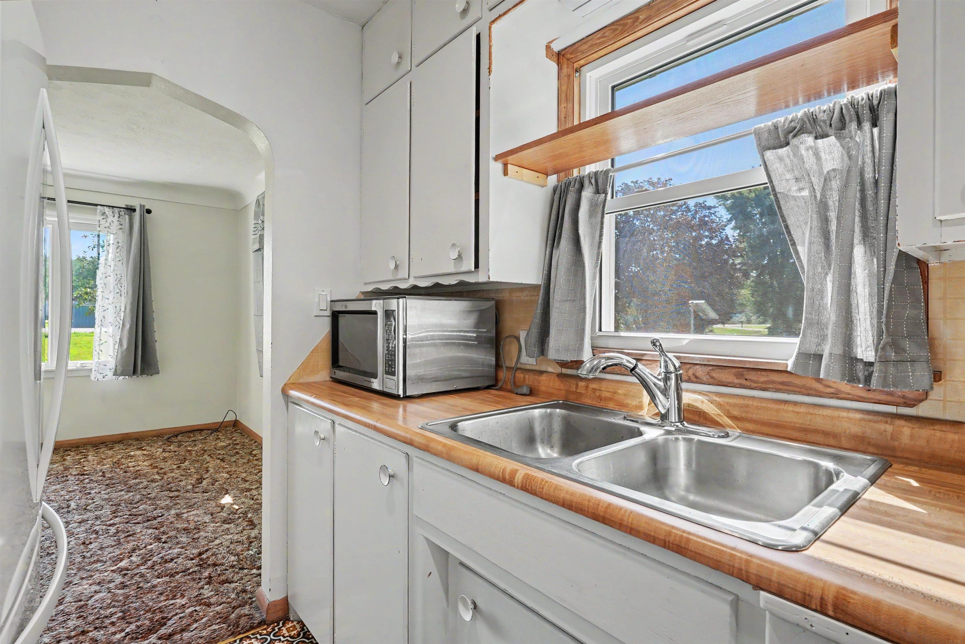 7234 La Porte Road Waterloo, IA 50702 - Photo 8 of 22 Gallery Image 8