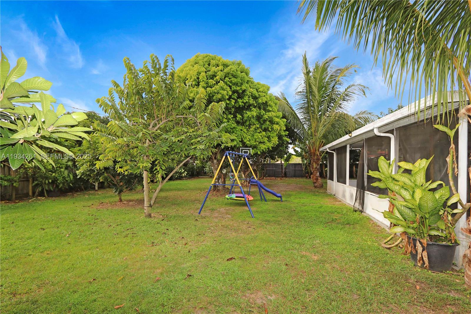 514 Northwest 21st Street Homestead, FL 33030 - Photo 23 of 45