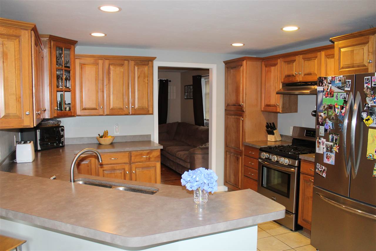 161 Ayers Road Canterbury, NH 03224 - Photo 3 of 38