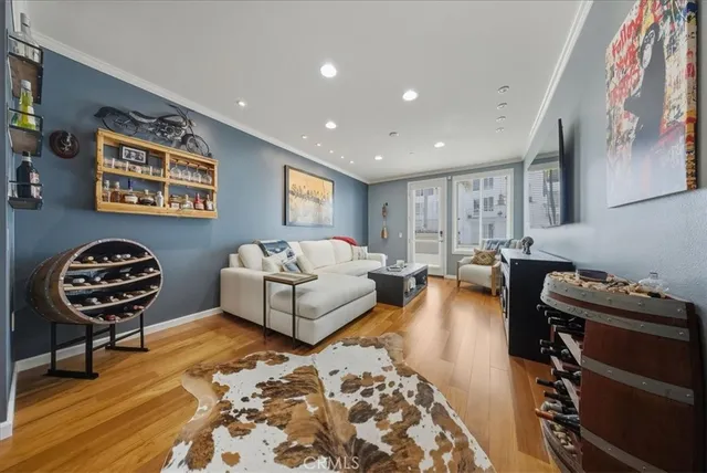 $564,999 | 1901 Victoria Avenue, Unit 116, Oxnard, CA 93035