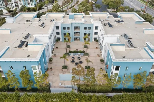 a view of a building with an outdoor space