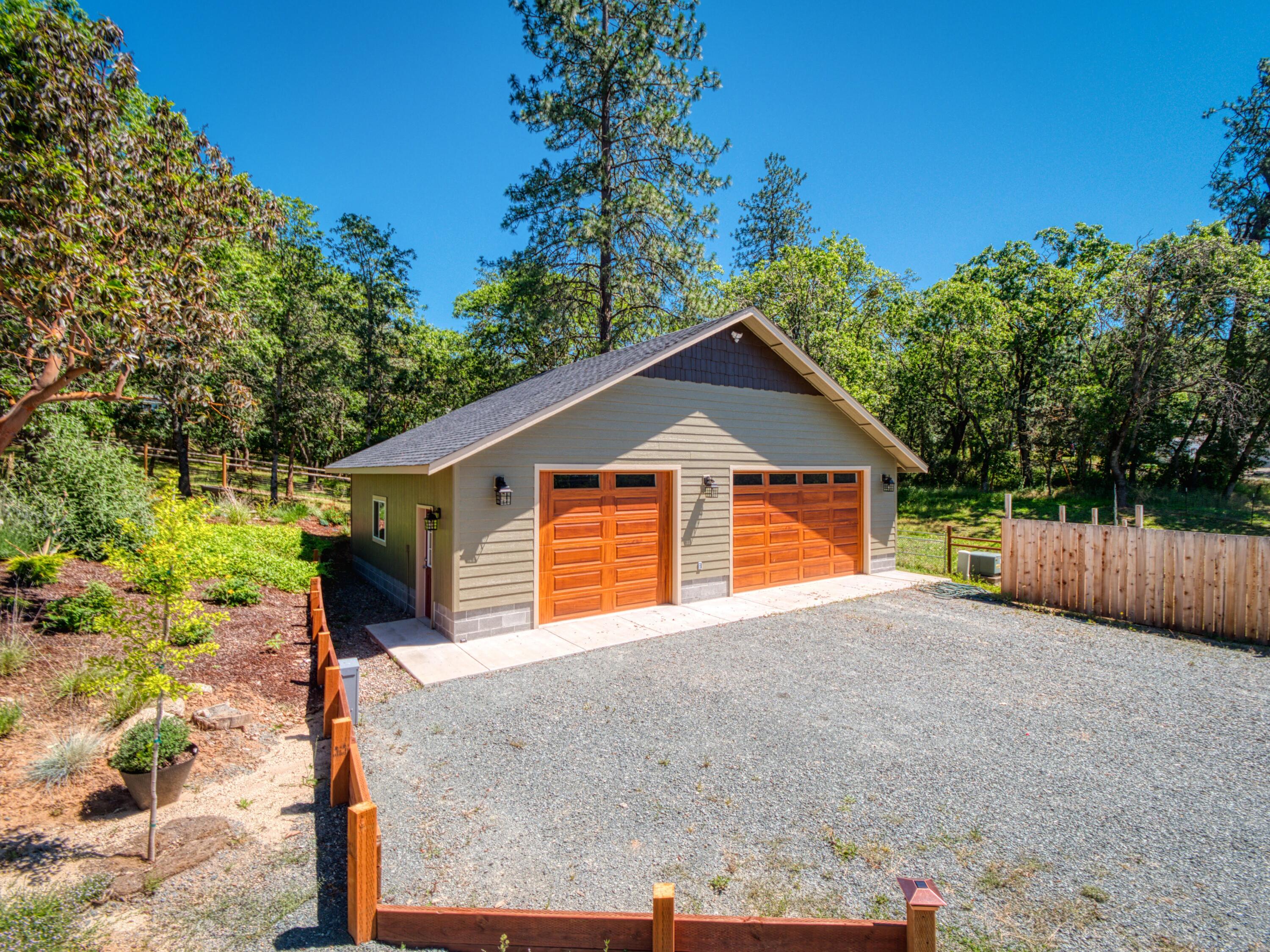 801 Three Pines Road Grants Pass, OR 97526 - Photo 43 of 45 Shop 1