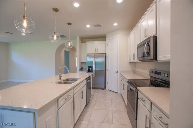 $2,899 | 17161 Anesbury Place, Fort Myers, FL 33967