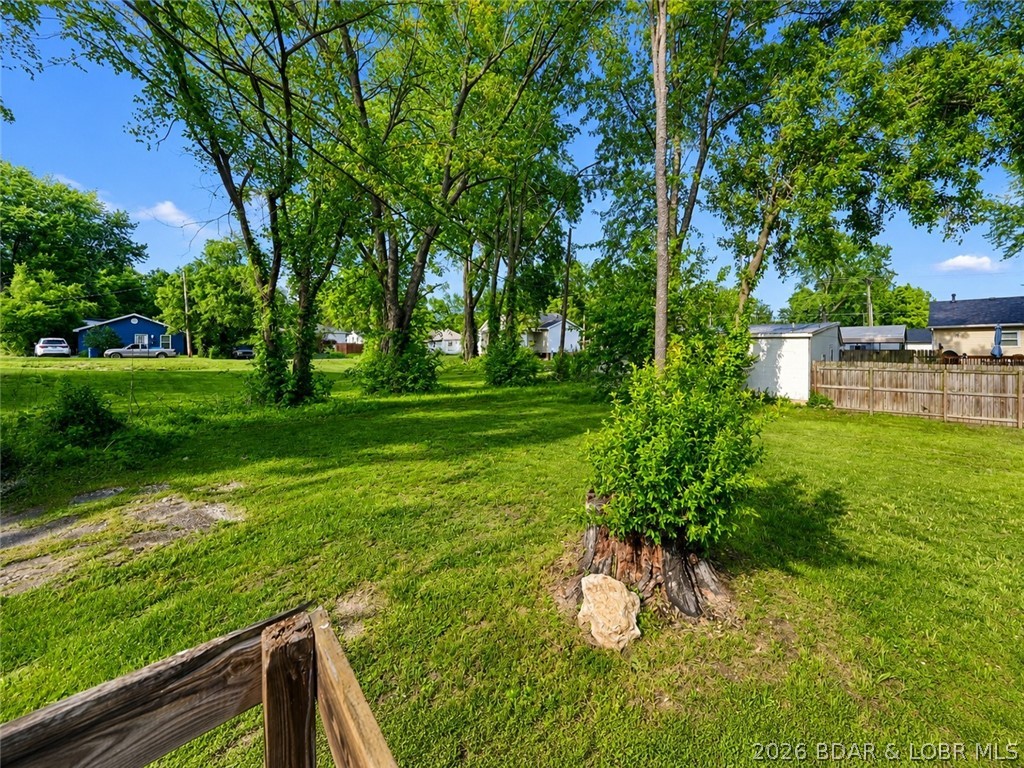 411 West North Street Eldon, MO 65026 - Photo 35 of 37